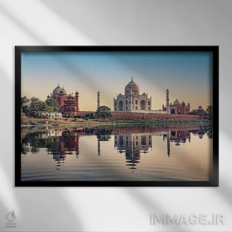 تابلو بازتاب تاج محل اثر مانجیک پیکچرز (استودیو عکاسی یا فیلمسازی) - نمای قابدار مشکی