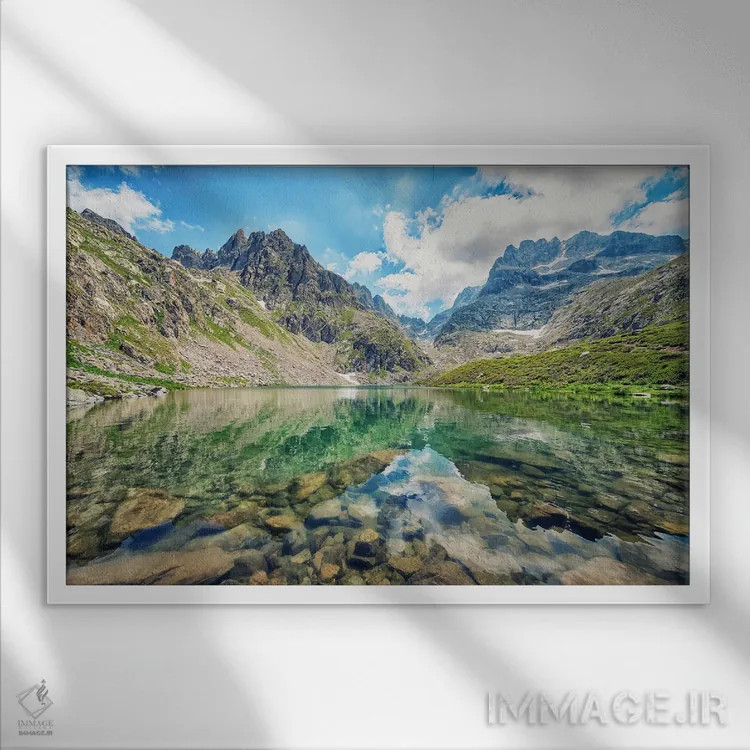 تابلو مرکانتور (پارک ملی فرانسه) اثر مانجیک پیکچرز (استودیو عکاسی یا فیلمسازی) - نمای قابدار سفید
