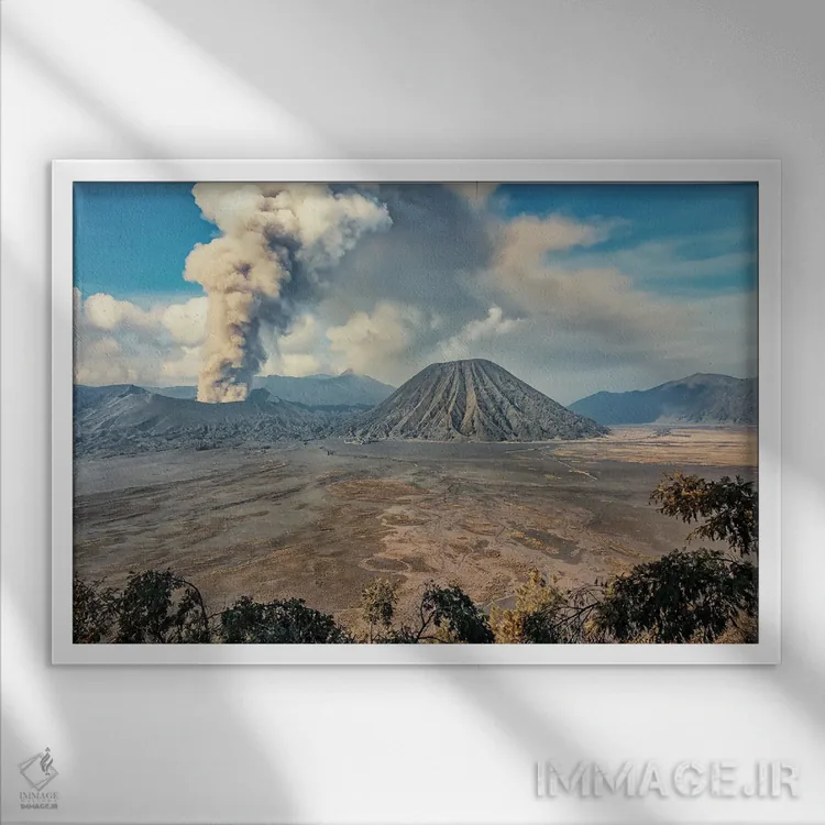 تابلو فوران آتشفشانی اثر مانجیک پیکچرز (استودیو عکاسی یا فیلمسازی) - نمای قابدار سفید