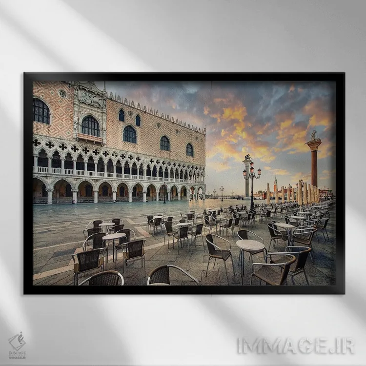تابلو طلوع سان مارکو اثر مانجیک پیکچرز (استودیو عکاسی یا فیلمسازی) - نمای قابدار مشکی