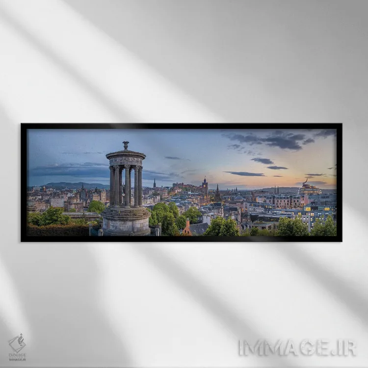 تابلو فضای دلانگیز شامگاهی در اباوربورگ اثر ملانی ویولا - نمای قابدار مشکی