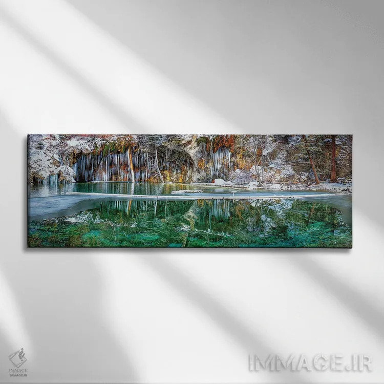 تابلو آرامشی سرد اثر اولنا آرت (استودیو هنری) - نمای روبهرو روی دیوار