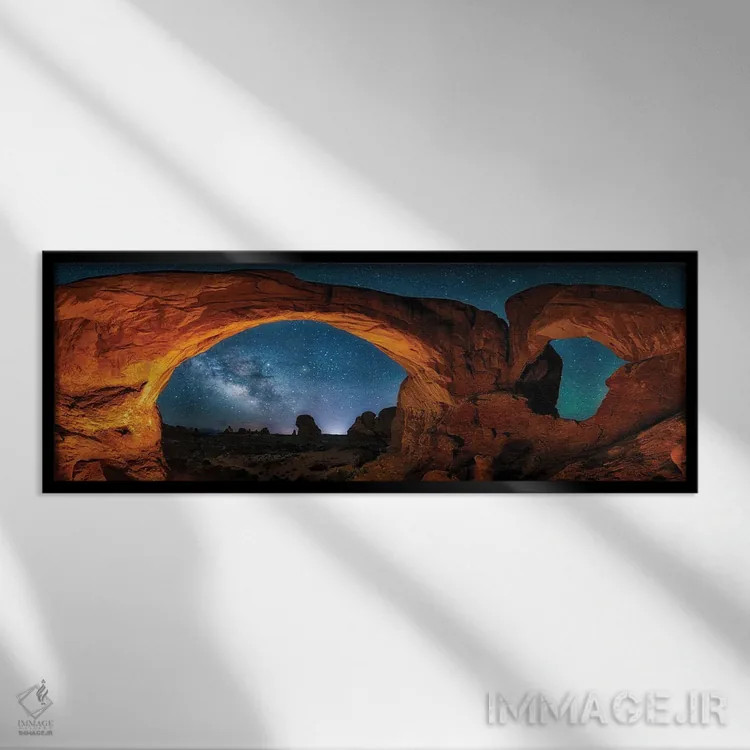 تابلو طاقهای موآب در کنار ستارگان اثر اولنا آرت (استودیو هنری) - نمای قابدار مشکی