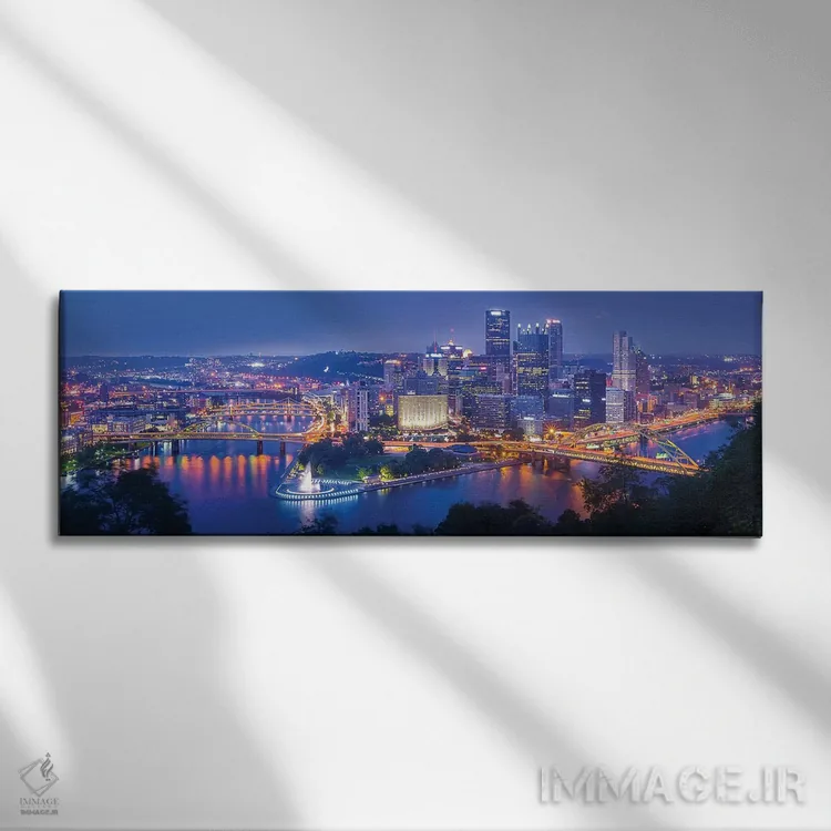 تابلو "شهر فولاد" اثر مایکل ژنگ - نمای روبهرو روی دیوار