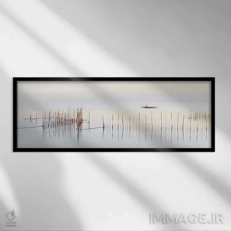 تابلو قایق اثر خوان لوئیس دوران - نمای قابدار مشکی