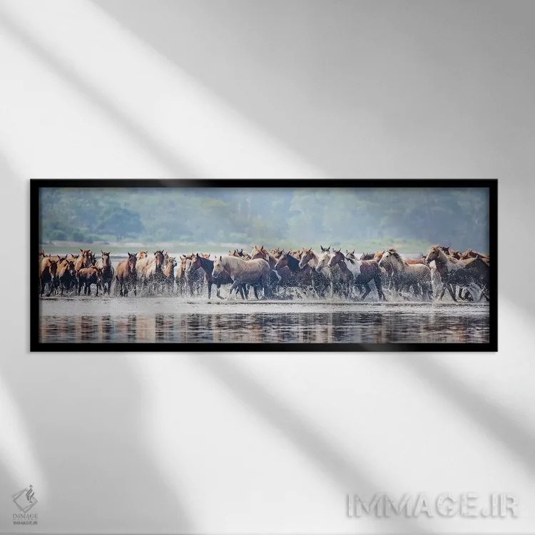 تابلو اسبهای آبی II اثر پیاچ برچت - نمای قابدار مشکی