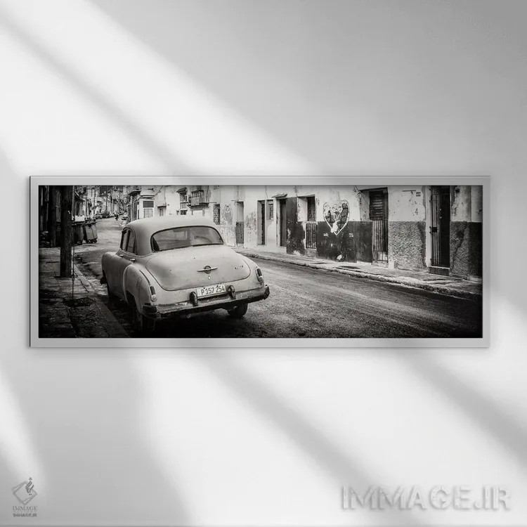 تابلو "خودروی کلاسیک در هاوانا به سیاه و سفید" اثر فیلیپ هوگونار - نمای قابدار سفید