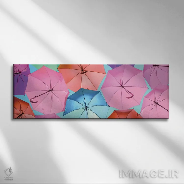 تابلو "چترهای رنگی" اثر فیلیپ هوگونار - نمای روبهرو روی دیوار