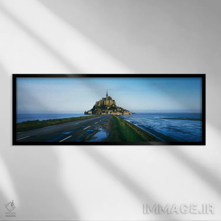 تابلو Le Mont-Saint-Michel, Normandy, France" - "نمای دور، مونت-سن-میشل، نرماندی، فرانسه" اثر پانورامیک ایمجز (استودیو عکاسی عریض) - نمای قابدار مشکی