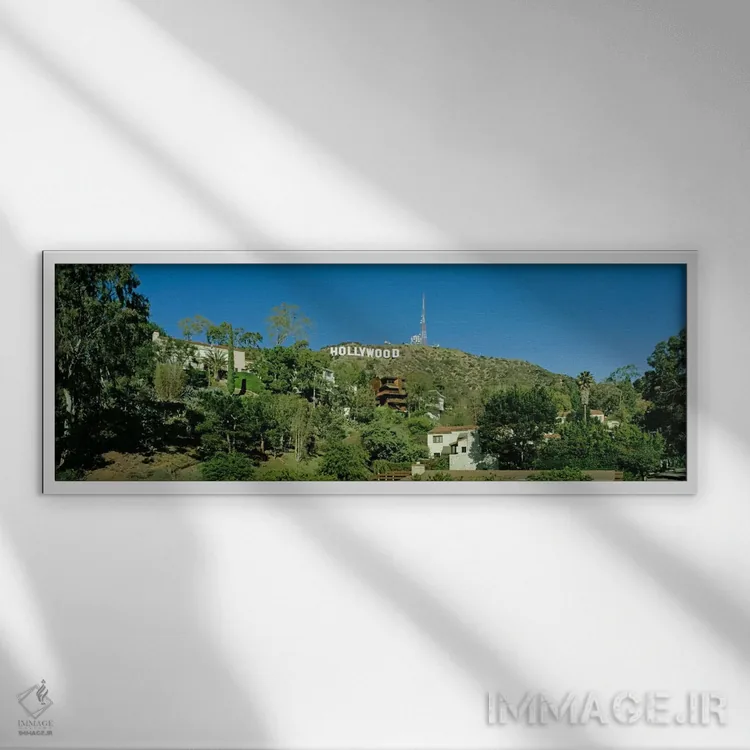 تابلو California, Los Angeles, Hollywood Sign at Hollywood Hills" - "ایالات متحده، کالیفرنیا، لسآنجلس، تابلو هالیوود در تپههای هالیوود" اثر پانورامیک ایمجز (استودیو عکاسی عریض) - نمای قابدار سفید