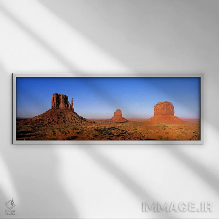 تابلو Monument Valley, Navajo Nation, Arizona, USA" - "دستکشها و مریک بات، دره یادبود، ملت ناواهو، آریزونا، ایالات متحده" اثر پانورامیک ایمجز (استودیو عکاسی عریض) - نمای قابدار سفید