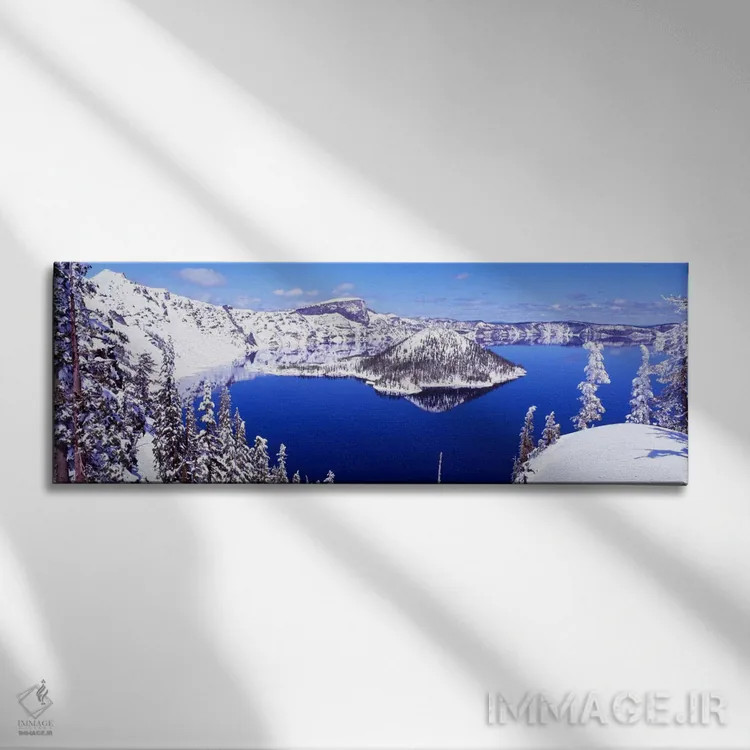 تابلو Oregon, Crater Lake National Park" - "ایالات متحده، اورگن، پارک ملی دریاچه دهانه آتشفشان" اثر پانورامیک ایمجز (استودیو عکاسی عریض) - نمای روبهرو روی دیوار