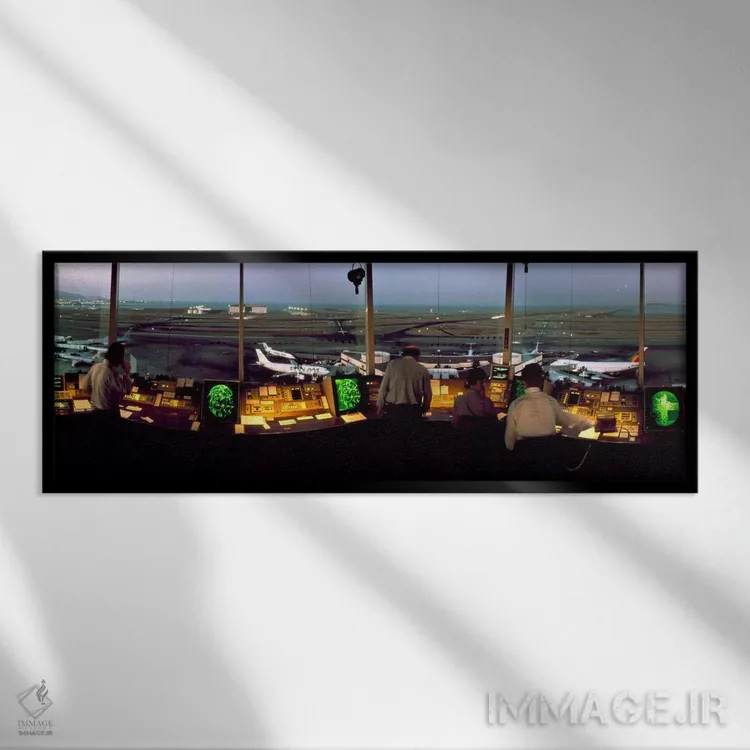 تابلو برج کنترل فرودگاه بینالمللی سانفرانسیسکو (کالیفرنیا) اثر پانورامیک ایمجز (استودیو عکاسی عریض) - نمای قابدار مشکی