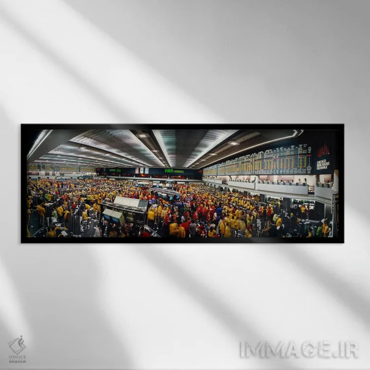 تابلو آشوب در طبقه تجارت، بورس کالای شیکاگو، شیکاگو، ایلینوی، ایالات متحده آمریکا اثر پانورامیک ایمجز (استودیو عکاسی عریض) - نمای قابدار مشکی
