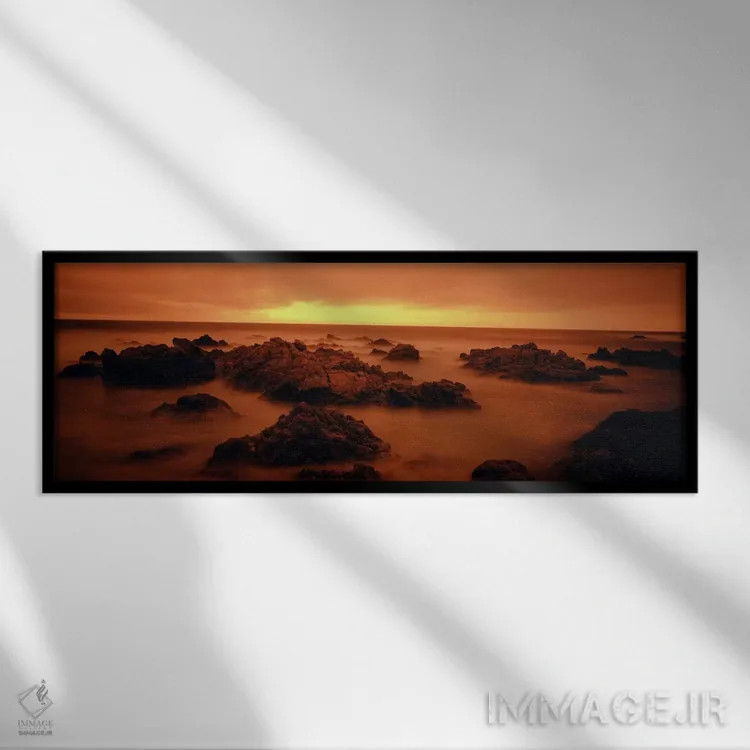 تابلو ساحل مهآلود در غروب، پبل بیچ، شهرستان مانتری، کالیفرنیا، ایالات متحده آمریکا اثر پانورامیک ایمجز (استودیو عکاسی عریض) - نمای قابدار مشکی