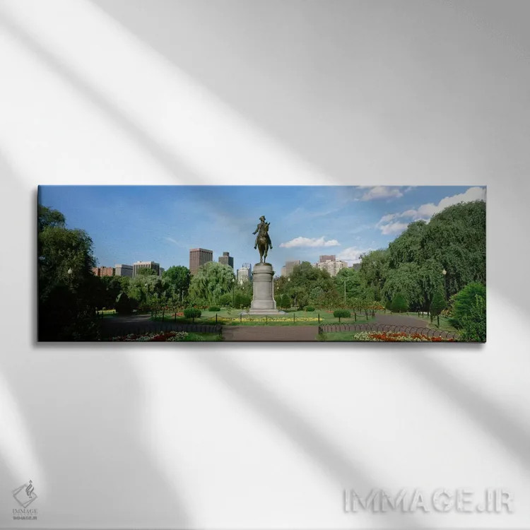 تابلو Boston Public Garden, Boston, Massachusetts, USA" - "مجسمه اسبسواری جورج واشینگتن، باغ عمومی بوستون، بوستون، ماساچوست، ایالات متحده" اثر پانورامیک ایمجز (استودیو عکاسی عریض) - نمای روبهرو روی دیوار