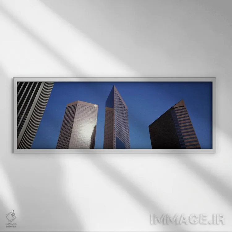 تابلو نمای زاویه پایین از منطقه اداری مرکز شهر، لس آنجلس، کالیفرنیا، ایالات متحده آمریکا اثر پانورامیک ایمجز (استودیو عکاسی عریض) - نمای قابدار سفید