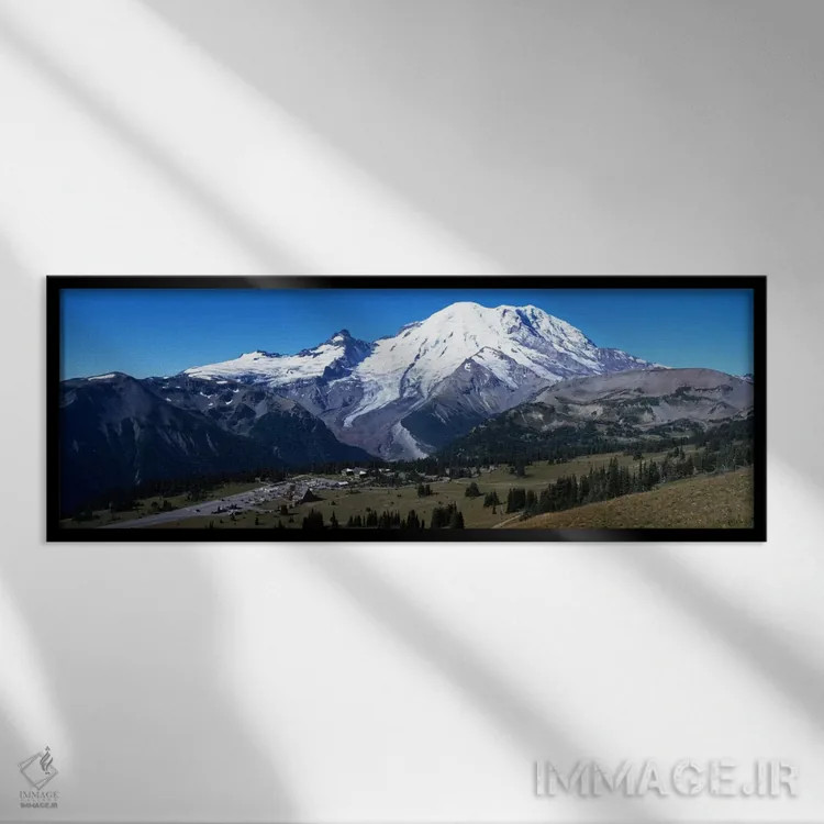 تابلو "کوه با قله برفی، کوه رینییر، پارک ملی کوه رینییر، شهرستان پیرس، ایالت واشینگتن، ایالات متحده" اثر پانورامیک ایمجز (استودیو عکاسی عریض) - نمای قابدار مشکی