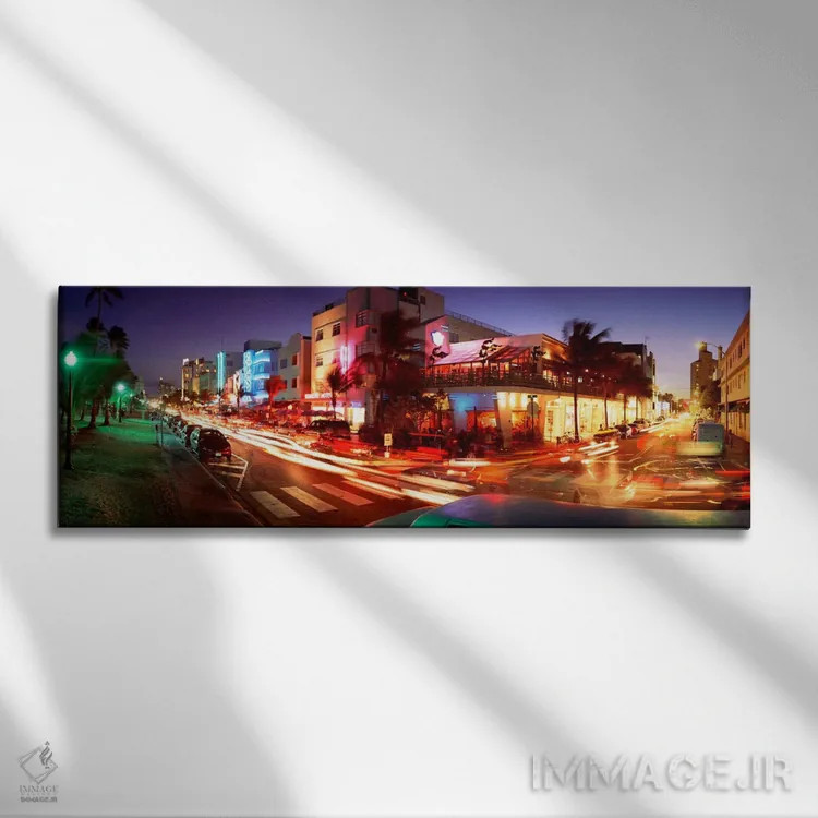تابلو Ocean Drive, Miami, Florida, USA #2" - "ترافیک در جاده، اوشن درایو، میامی، فلوریدا، ایالات متحده #2" اثر پانورامیک ایمجز (استودیو عکاسی عریض) - نمای روبهرو روی دیوار