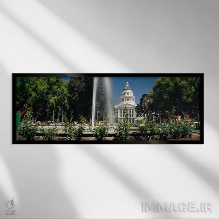 تابلو "آبنمایی در باغ در مقابل ساختمان کنگره ایالتی، ساکرامنتو، کالیفرنیا، ایالات متحده" اثر پانورامیک ایمجز (استودیو عکاسی عریض) - نمای قابدار مشکی