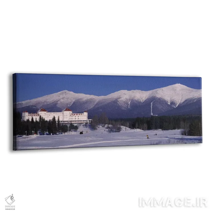 تابلو هتل نزدیک کوههای پوشیده از برف، هتل ریزورت کوه واشینگتن، کوه واشینگتن، برتون وودز، نیوهمپشایر، ایالات متحده آمریکا اثر پانورامیک ایمجز (استودیو عکاسی عریض) - نمای پرسپکتیو محصول