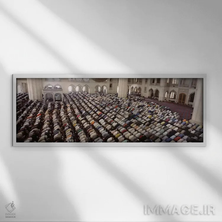 تابلو Edirne, Friday Noon Prayer at Selimiye Mosque" - "ترکیه، ادیرنه، نماز ظهر جمعه در مسجد سلیمیه" اثر پانورامیک ایمجز (استودیو عکاسی عریض) - نمای قابدار سفید