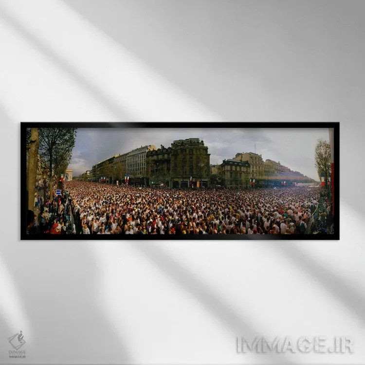 تابلو Paris, France" - "دوندگان ماراتن، پاریس، فرانسه" اثر پانورامیک ایمجز (استودیو عکاسی عریض) - نمای قابدار مشکی