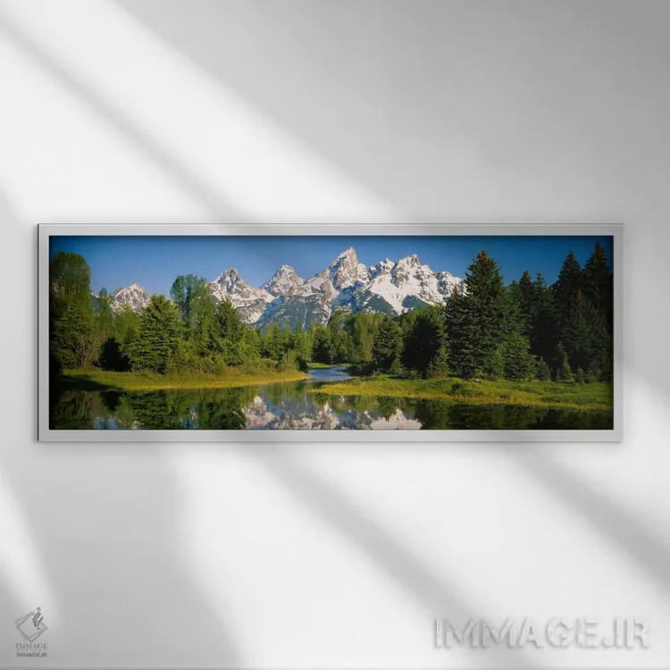 تابلو Grand Teton National Park, Wyoming, USA" - "رشتهکوههای تیتون پوشیده از برف همانطور که از ساحل شواباکر دیده میشود، پارک ملی گراند تیتون، وایومینگ، ایالات متحده آمریکا" اثر پانورامیک ایمجز (استودیو عکاسی عریض) - نمای قابدار سفید