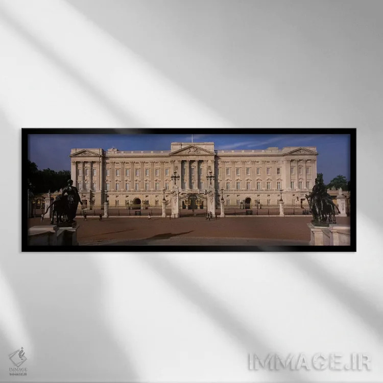 تابلو نمای جلویی شرق، کاخ باکینگهام، لندن، انگلستان، بریتانیا اثر پانورامیک ایمجز (استودیو عکاسی عریض) - نمای قابدار مشکی