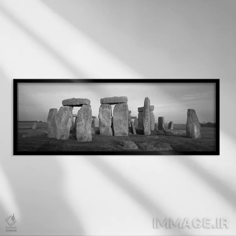 تابلو انگلستان، ویلتشر، استونهنج (سیاه و سفید) اثر پانورامیک ایمجز (استودیو عکاسی عریض) - نمای قابدار مشکی