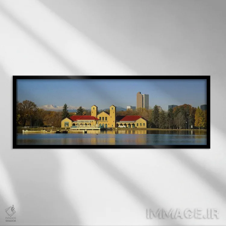 تابلو ساختمانها در کنار آب، پاویلیون پارک شهری، دنور، کلرادو، آمریکا اثر پانورامیک ایمجز (استودیو عکاسی عریض) - نمای قابدار مشکی