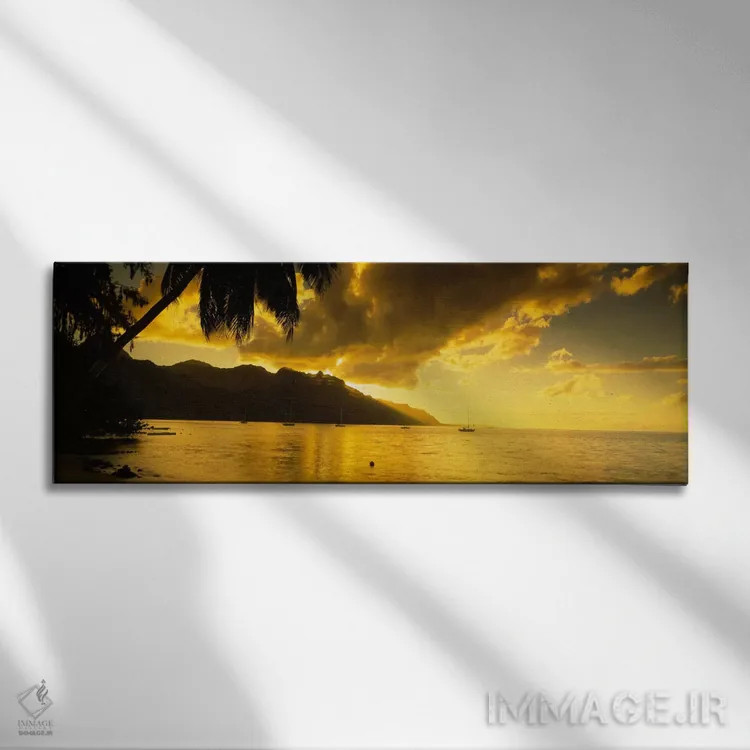 تابلو "غروب طلایی بر فراز خلیج کوک، مورئا، جزایر بادبانی، جزایر سوسیته، پلینزی فرانسه" اثر پانورامیک ایمجز (استودیو عکاسی عریض) - نمای روبهرو روی دیوار