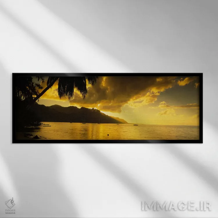 تابلو "غروب طلایی بر فراز خلیج کوک، مورئا، جزایر بادبانی، جزایر سوسیته، پلینزی فرانسه" اثر پانورامیک ایمجز (استودیو عکاسی عریض) - نمای قابدار مشکی