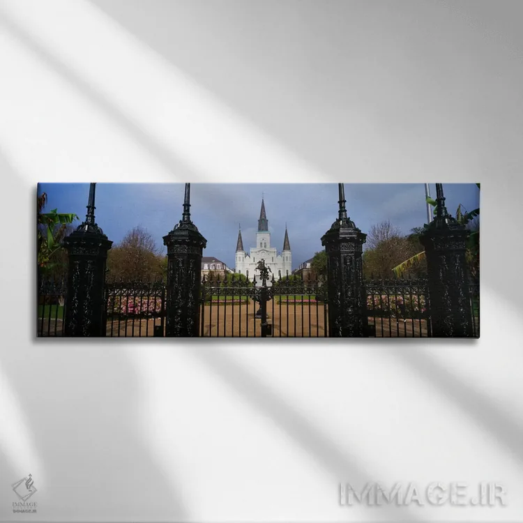تابلو "نمای کلیسای سنت لوئیس، نیواورلئان، لوئیزیانا، ایالات متحده آمریکا" اثر پانورامیک ایمجز (استودیو عکاسی عریض) - نمای روبهرو روی دیوار