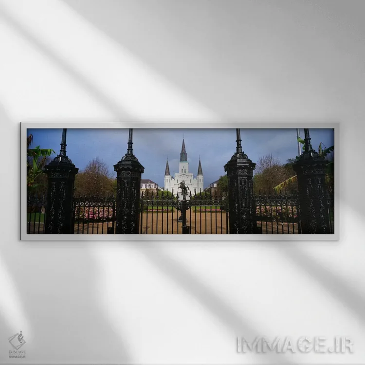 تابلو "نمای کلیسای سنت لوئیس، نیواورلئان، لوئیزیانا، ایالات متحده آمریکا" اثر پانورامیک ایمجز (استودیو عکاسی عریض) - نمای قابدار سفید