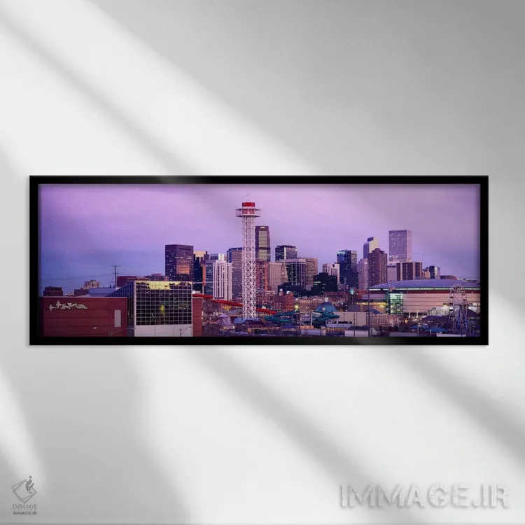 تابلو "ساختمانی که در غروب روشن شده است، دنور، کلرادو، ایالات متحده آمریکا" اثر پانورامیک ایمجز (استودیو عکاسی عریض) - نمای قابدار مشکی