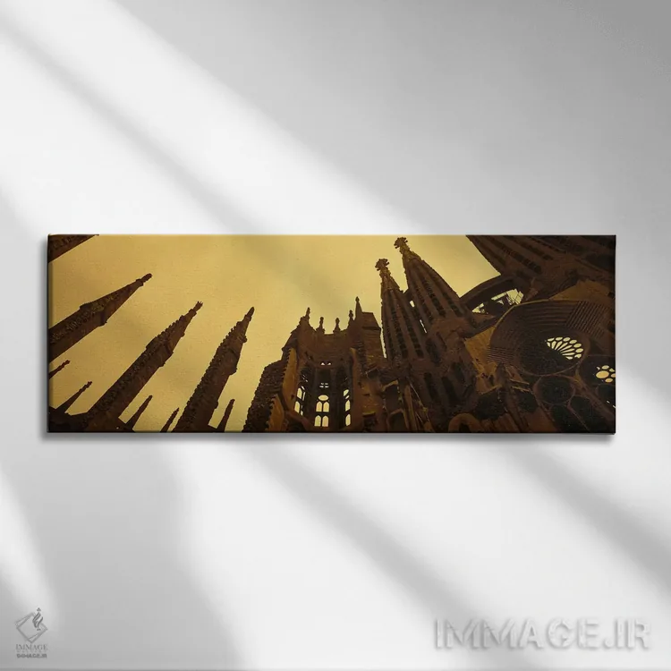 تابلو "لا ساگرادا فامیلیا، بارسلونا، اسپانیا" اثر پانورامیک ایمجز (استودیو عکاسی عریض) - نمای روبهرو روی دیوار
