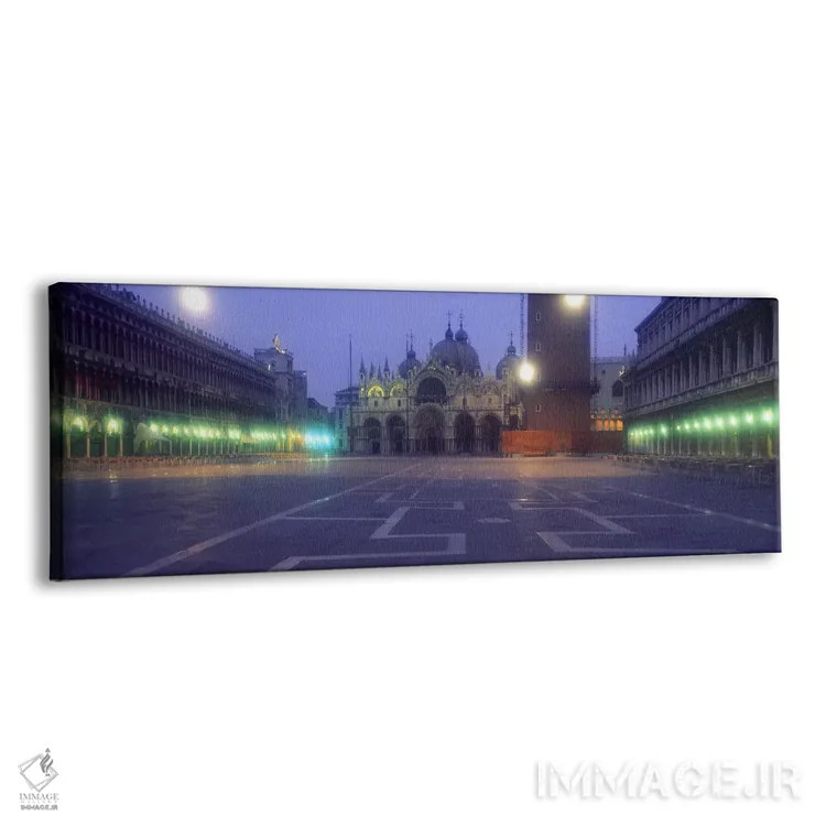 تابلو St. Mark's Square, Venice, Veneto, Italy,چراغهای خیابان روشنشده در مقابل کلیسا در طلوع آفتاب، کلیسای سنت مارک، میدان سنت مارک، ونیز، ونتو، ایتالیا اثر پانورامیک ایمجز (استودیو عکاسی عریض) - نمای پرسپکتیو محصول