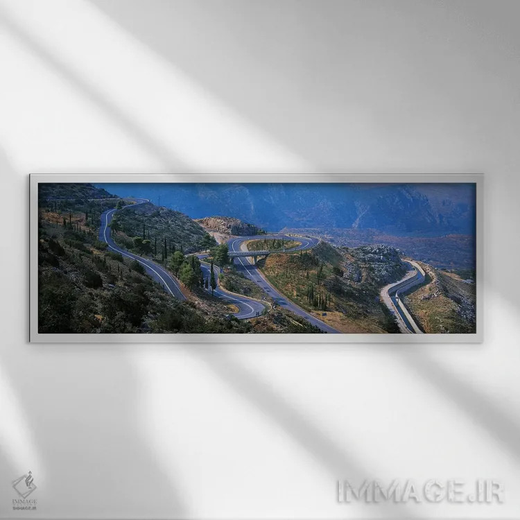 تابلو بزرگراه دلفی، یونان اثر پانورامیک ایمجز (استودیو عکاسی عریض) - نمای قابدار سفید