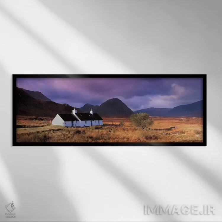 تابلو کلبه صخره سیاه، وایت کوریز، گلنکو، اسکاتلند اثر پانورامیک ایمجز (استودیو عکاسی عریض) - نمای قابدار مشکی