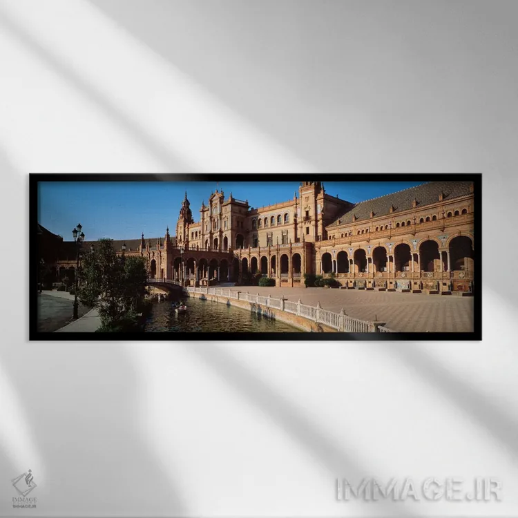 تابلو Parque de Maria Luisa, Seville, Andalusia, Spain,میدان اسپانیا و خندق آن، پارک ماریا لوئیزا، سویا، اندلس، اسپانیا اثر پانورامیک ایمجز (استودیو عکاسی عریض) - نمای قابدار مشکی