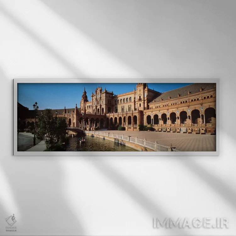 تابلو Parque de Maria Luisa, Seville, Andalusia, Spain,میدان اسپانیا و خندق آن، پارک ماریا لوئیزا، سویا، اندلس، اسپانیا اثر پانورامیک ایمجز (استودیو عکاسی عریض) - نمای قابدار سفید
