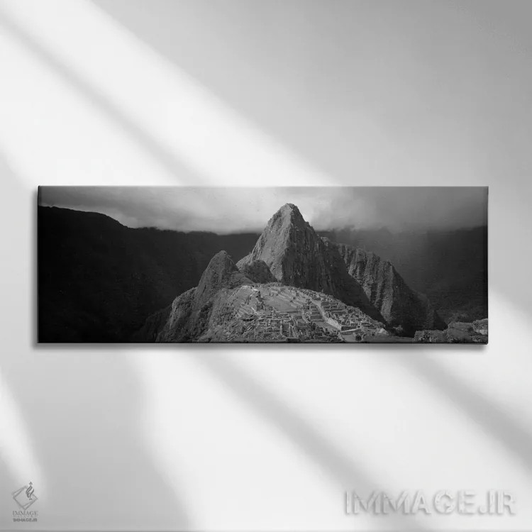 تابلو Machu Picchu, Peru (black & white),ویرانههای ماچو پیچو، پرو (سیاه و سفید) اثر پانورامیک ایمجز (استودیو عکاسی عریض) - نمای روبهرو روی دیوار