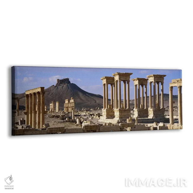 تابلو Palmyra, Homs Governorate, Syria,تتراپیلون ستونسرای بزرگ با نمایی از دور قلعه فخرالباور المعانی، پالمیرا (تدمر)، استان حمص، سوریه اثر پانورامیک ایمجز (استودیو عکاسی عریض) - نمای پرسپکتیو محصول