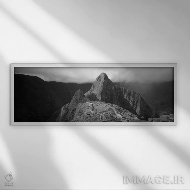 تابلو Machu Picchu, Peru (black & white),ویرانههای ماچو پیچو، پرو (سیاه و سفید) اثر پانورامیک ایمجز (استودیو عکاسی عریض) - نمای قابدار سفید