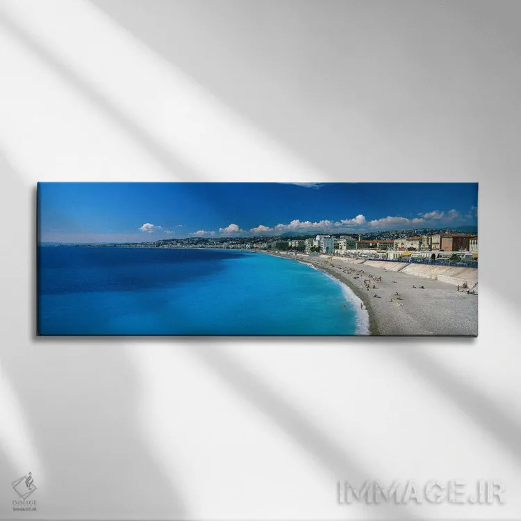 تابلو دریای مدیترانه، ریویرا فرانسه، شهر نیس، فرانسه اثر پانورامیک ایمجز (استودیو عکاسی عریض) - نمای روبهرو روی دیوار
