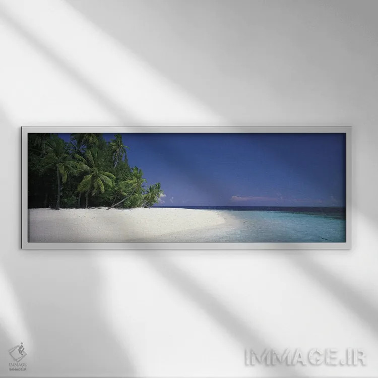 تابلو ساحل شنی سفید، مالدیو اثر پانورامیک ایمجز (استودیو عکاسی عریض) - نمای قابدار سفید