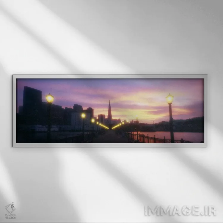 تابلو California, USA,فانوسهای روشن در یک اسکله، سانفرانسیسکو، کالیفرنیا، آمریکا اثر پانورامیک ایمجز (استودیو عکاسی عریض) - نمای قابدار سفید