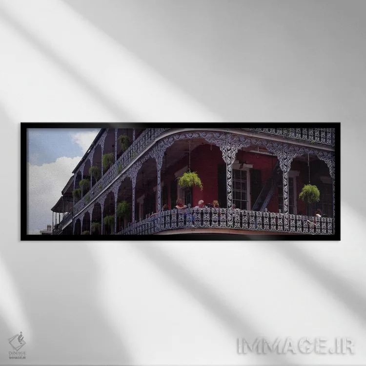 تابلو French Quarter, New Orleans, Louisiana, USA,افراد نشسته در بالکن، منطقه فرانسوی، نیواورلئان، لوئیزیانا، آمریکا اثر پانورامیک ایمجز (استودیو عکاسی عریض) - نمای قابدار مشکی