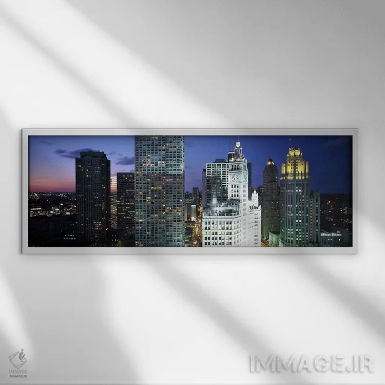 تابلو Chicago, Illinois, USA,آسمانخراش روشن در شب در شهر، شیکاگو، ایلینوی، ایالات متحده آمریکا اثر پانورامیک ایمجز (استودیو عکاسی عریض) - نمای قابدار سفید